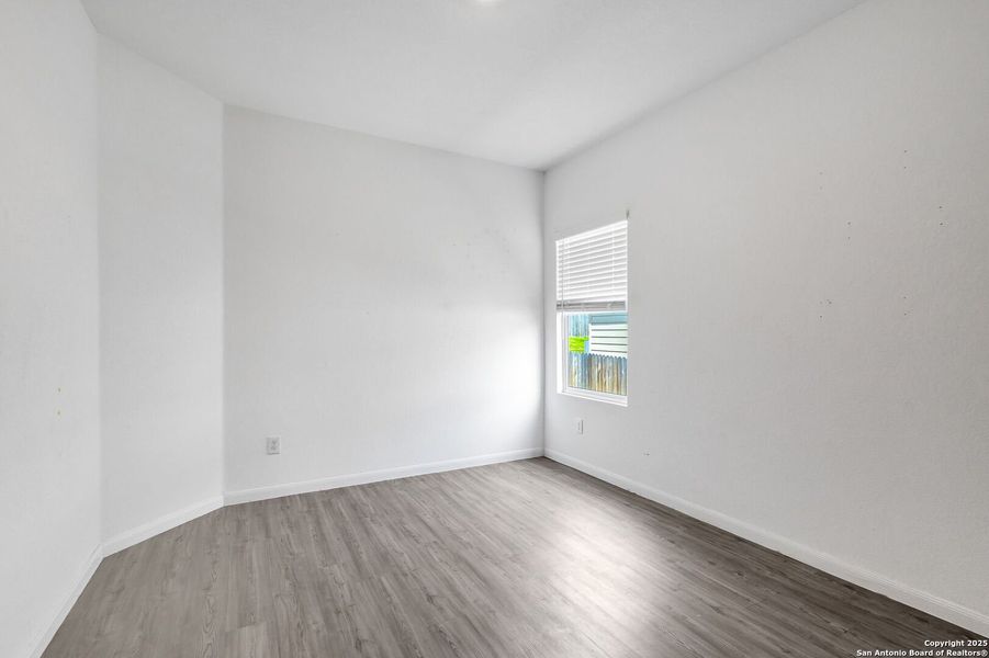 Spacious, unfurnished interior of a new home in Hidden Trails: Coastline Collection, Bulverde (Image 26).