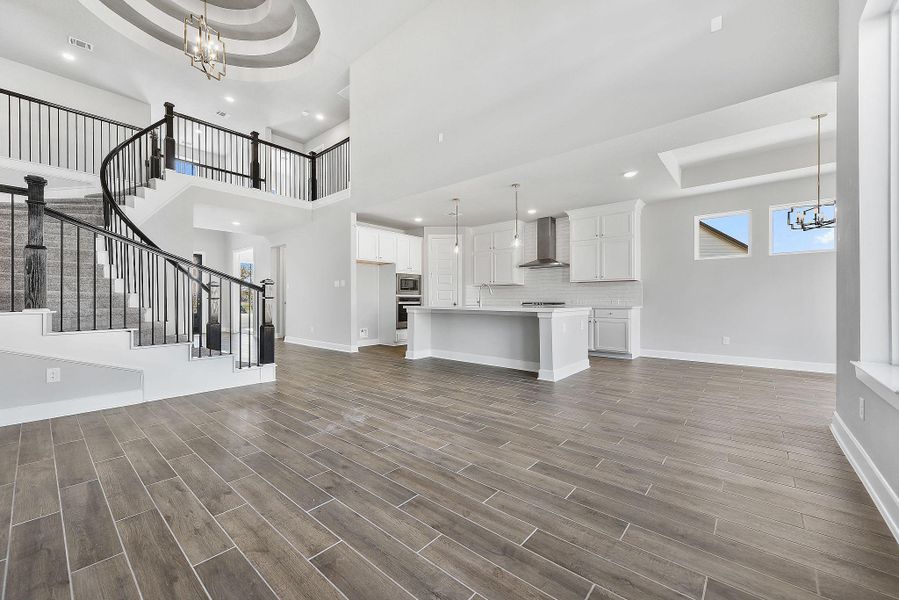 Spacious, unfurnished interior of a new home in Sunterra, Katy (Image 22).