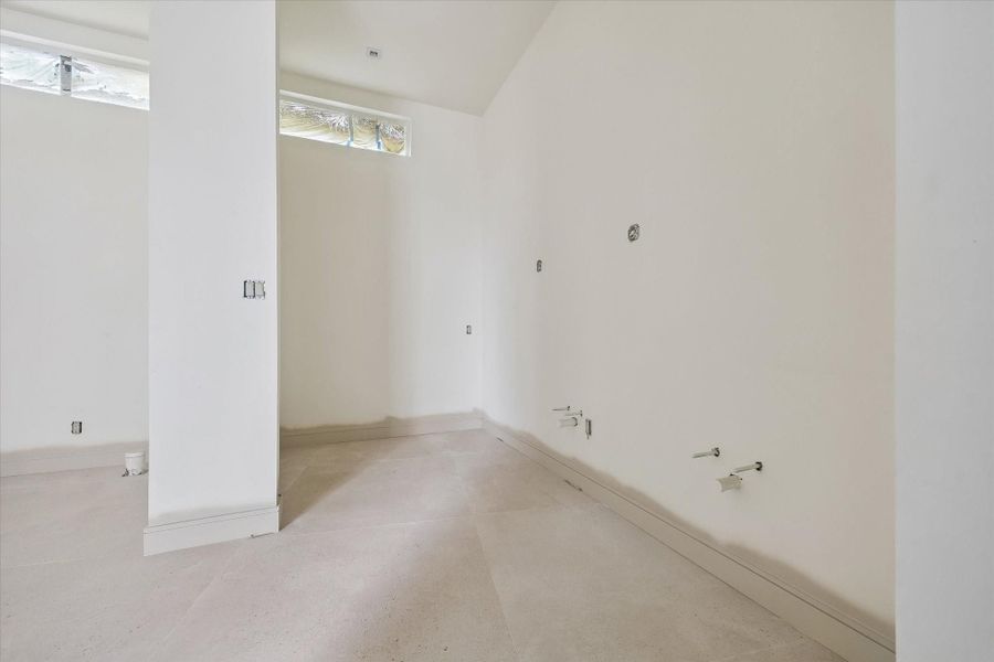 First floor primary bathroom in construction zone