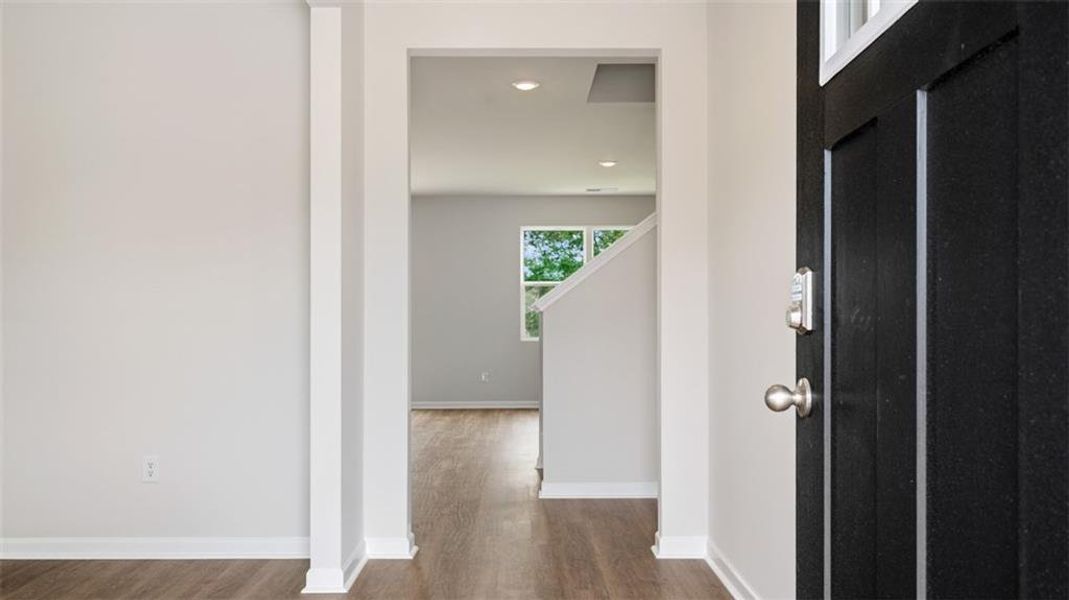 Spacious, unfurnished interior of a new home in Twin Lakes, Hoschton (Image 18). Spacious, unfurnished interior of a new home in Twin Lakes, Hoschton (Image 18).