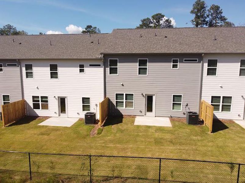 Exterior details and patio area of a home in , Dawsonville (Image 4).