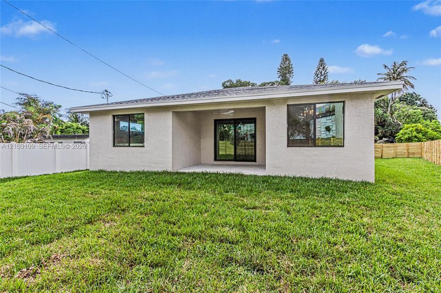 Exterior details and patio area of a home in , Oakland Park (Image 1). Exterior details and patio area of a home in , Oakland Park (Image 1).