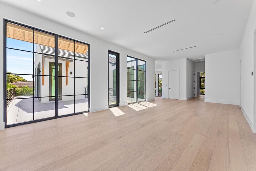 Spacious, unfurnished interior of a new home in , Boca Raton (Image 69). Spacious, unfurnished interior of a new home in , Boca Raton (Image 69).