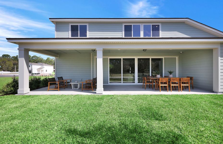 Easley Grand | Covered Lanai Easley Grand | Covered Lanai