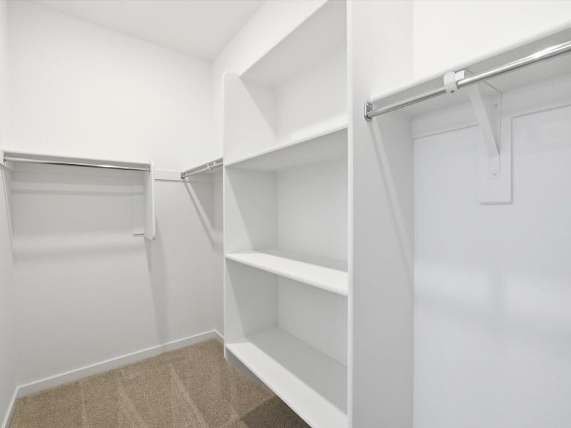 Spacious, unfurnished interior of a new home in Mountain View Estates Reserve Series, Buckeye (Image 12).