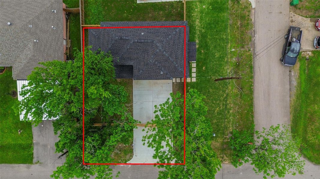 Front exterior of a new home in , Houston, TX, highlighting curb appeal (Image 2). Front exterior of a new home in , Houston, TX, highlighting curb appeal (Image 2).