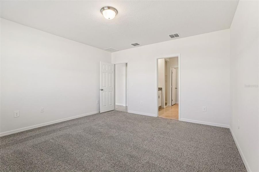 Spacious, unfurnished interior of a new home in Lawson Dunes - Signature Series, Haines City (Image 22). Spacious, unfurnished interior of a new home in Lawson Dunes - Signature Series, Haines City (Image 22).