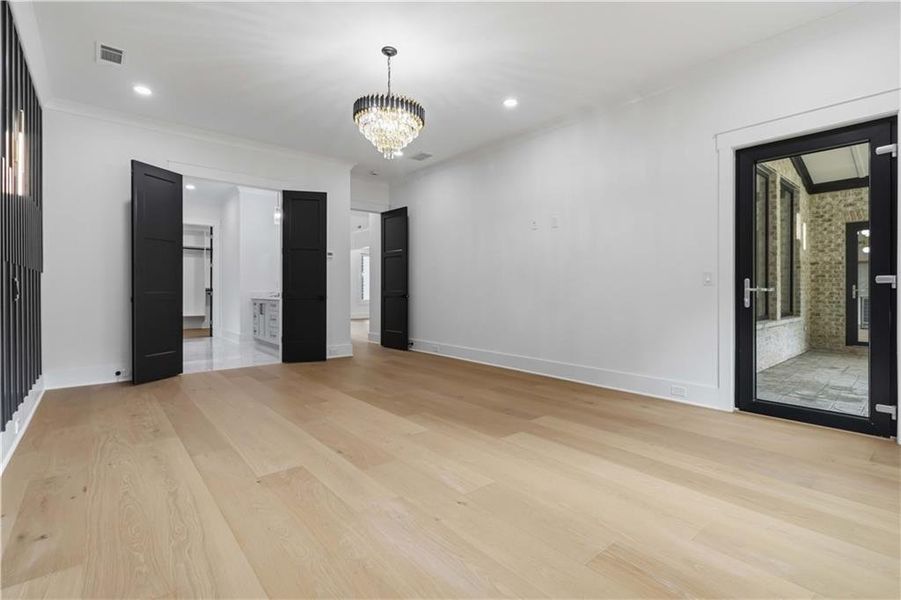 Spacious, unfurnished interior of a new home in , Lawrenceville (Image 32).