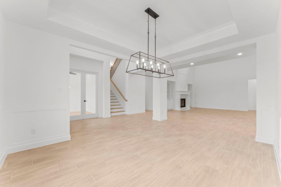 Spacious, unfurnished interior of a new home in , Tomball (Image 30).