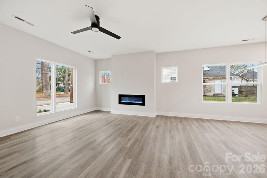 Spacious, unfurnished interior of a new home in , Salisbury (Image 10).