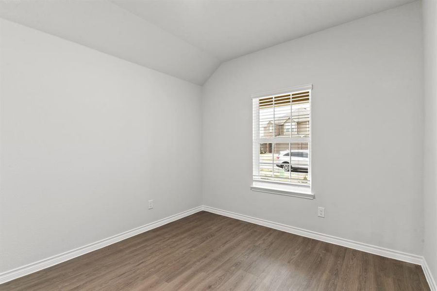 Spacious, unfurnished interior of a new home in Deer Creek, Fort Worth (Image 29). Spacious, unfurnished interior of a new home in Deer Creek, Fort Worth (Image 29).