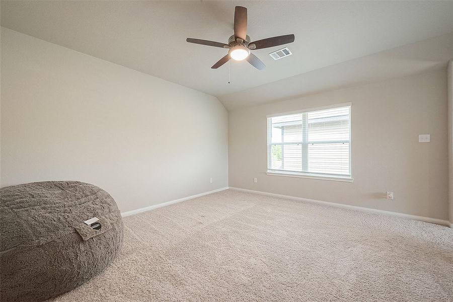 Spacious, unfurnished interior of a new home in Cliffstone Hills, Conroe (Image 40). Spacious, unfurnished interior of a new home in Cliffstone Hills, Conroe (Image 40).