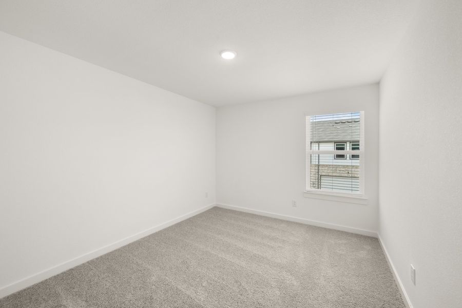 Spacious, unfurnished interior of a new home in Mockingbird Estates Townhomes, Fort Worth (Image 16).