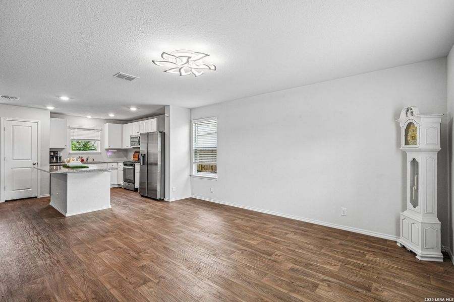 Spacious, unfurnished interior of a new home in , San Antonio (Image 27). Spacious, unfurnished interior of a new home in , San Antonio (Image 27).