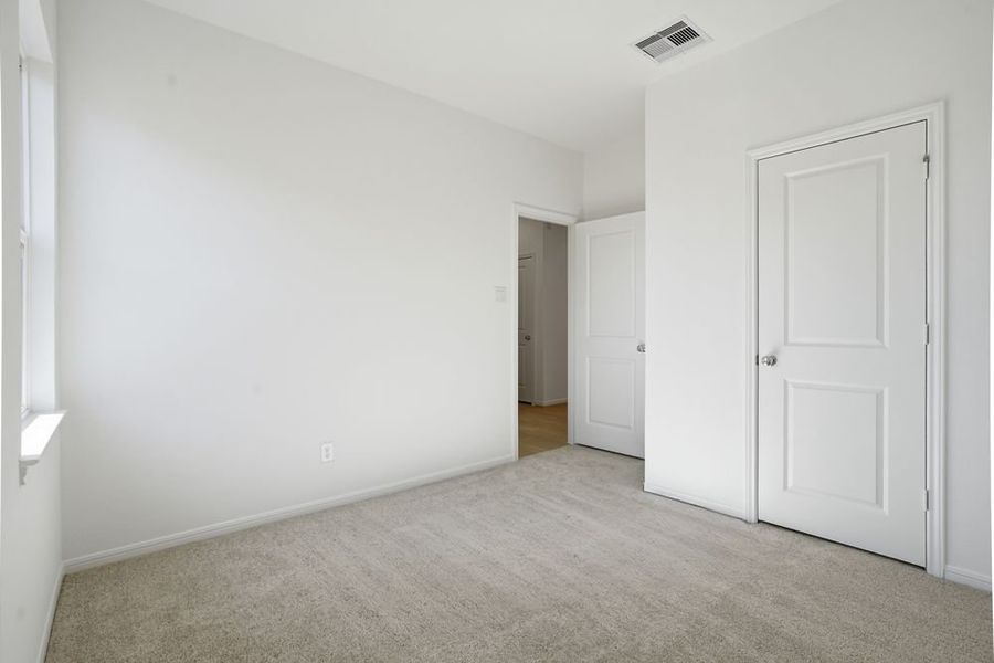 Spacious, unfurnished interior of a new home in Brookewater 45s, Rosenberg (Image 27). Spacious, unfurnished interior of a new home in Brookewater 45s, Rosenberg (Image 27).