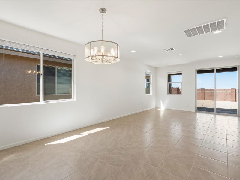 Spacious, unfurnished interior of a new home in Las Patrias at Star Valley Phase III - Signature Series, Tucson (Image 8). Spacious, unfurnished interior of a new home in Las Patrias at Star Valley Phase III - Signature Series, Tucson (Image 8).