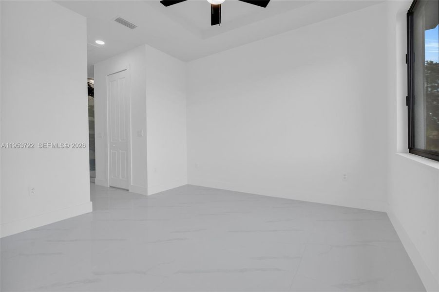 Spacious, unfurnished interior of a new home in , Lehigh Acres (Image 32). Spacious, unfurnished interior of a new home in , Lehigh Acres (Image 32).