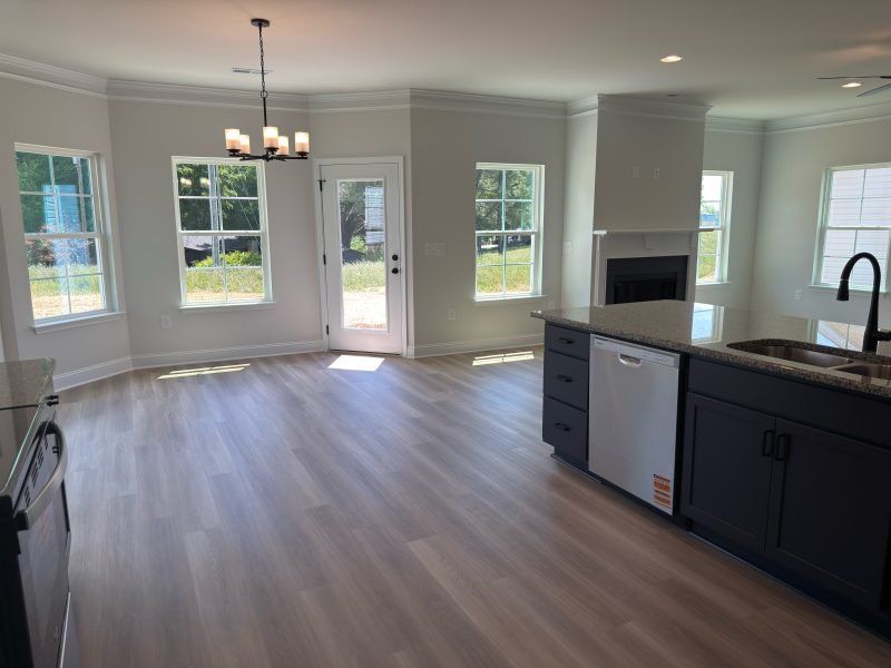 Spacious, unfurnished interior of a new home in Miller's Reserve, Winston-Salem (Image 21).