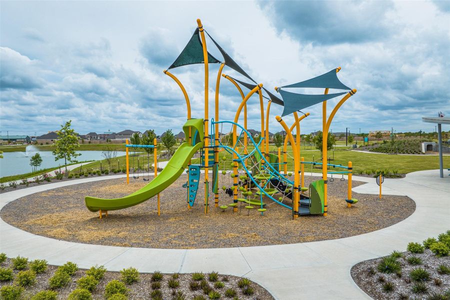 Community amenities in Windrose Green, Angleton (Image 8).