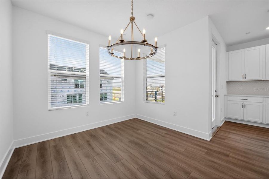 Spacious, unfurnished interior of a new home in , Winter Garden (Image 21).