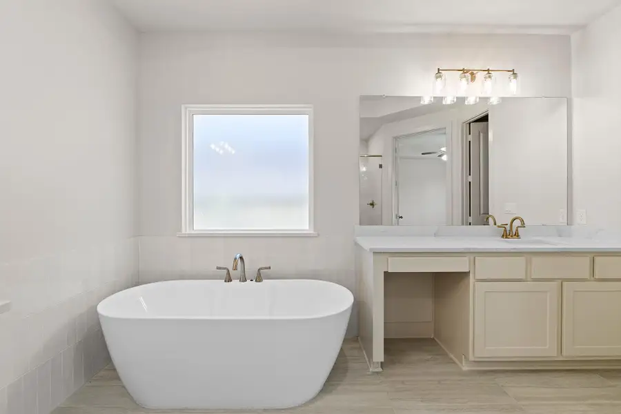Furnished interior view inside a new home in Parmer Ranch, Georgetown (Image 14).