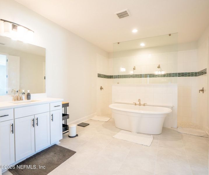 Furnished interior view inside a new home in , St. Augustine (Image 17).