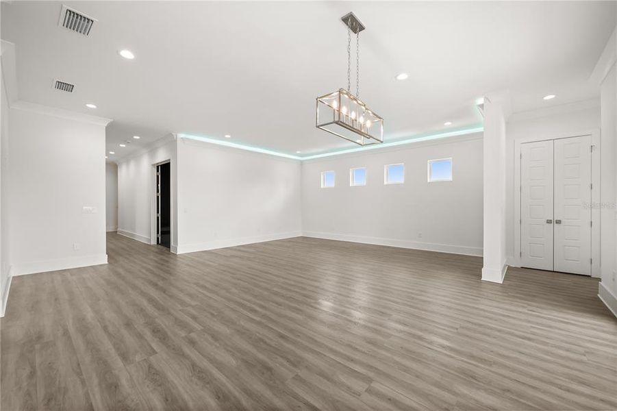 Spacious, unfurnished interior of a new home in , Kissimmee (Image 22).