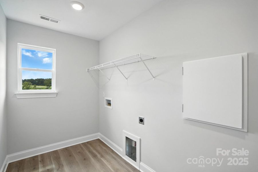 Image 43 of a home in . Image 43 of a home in .