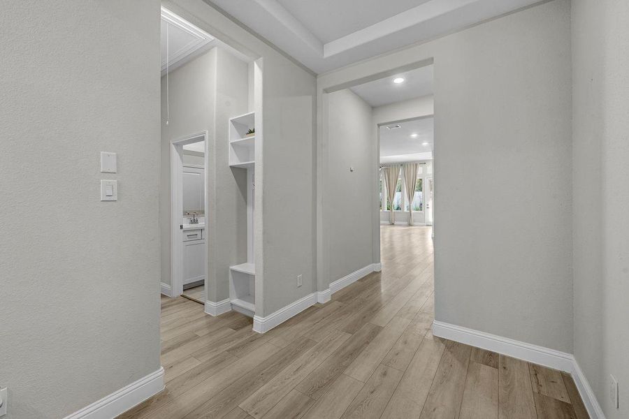 Spacious, unfurnished interior of a new home in , Humble (Image 16).