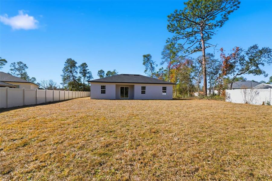 Exterior details and patio area of a home in , Ocala (Image 4).