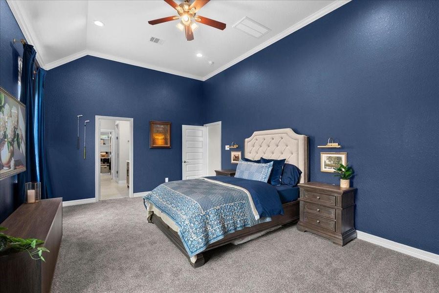 Furnished interior view inside a new home in , Anahuac (Image 38).