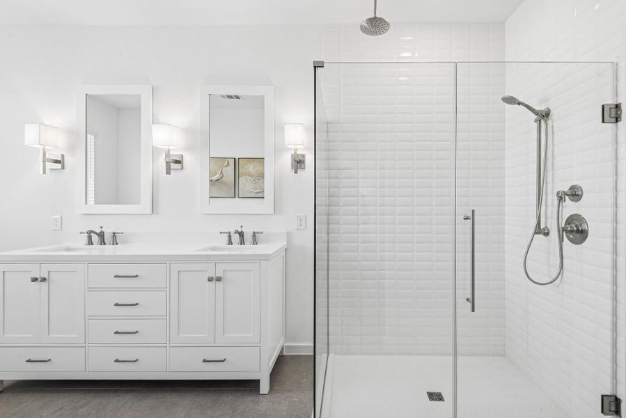 Relaxing primary bath (*Photo not of actual home and used for illustration purposes only.)
