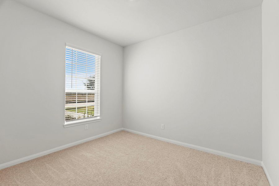 Spacious, unfurnished interior of a new home in Canterra Creek, Arcola (Image 6).