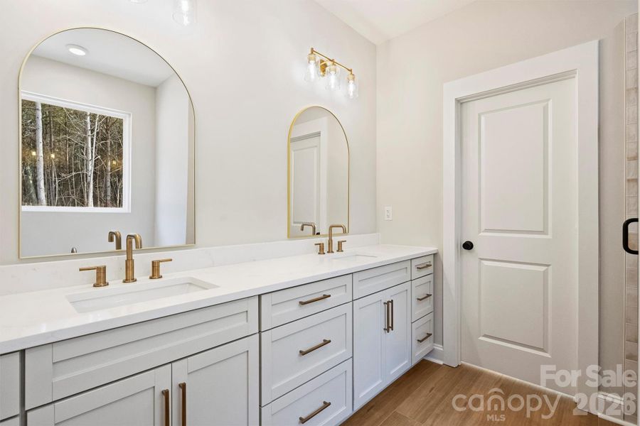 Furnished interior view inside a new home in , Lincolnton (Image 15).