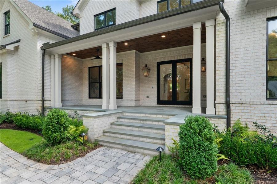 Exterior details and patio area of a home in , Alpharetta (Image 35).