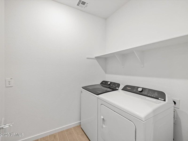 Included Washer & Dryer Included Washer & Dryer