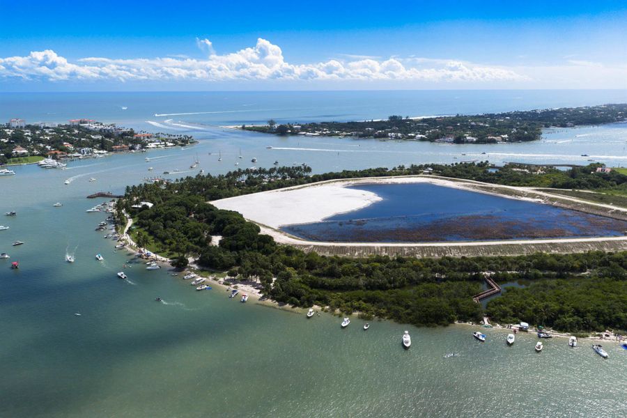 Image 47 of a home in . Image 47 of a home in .