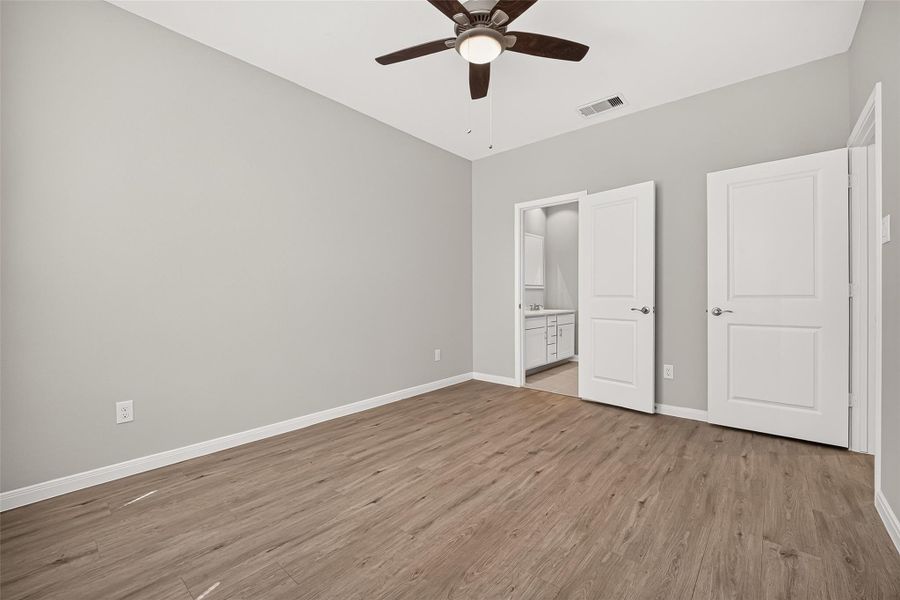 Spacious, unfurnished interior of a new home in , Houston (Image 36). Spacious, unfurnished interior of a new home in , Houston (Image 36).