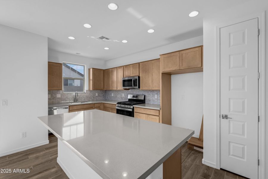 hj-az-phoenix-parkside-rio-vista-35-2-lo hj-az-phoenix-parkside-rio-vista-35-2-lo