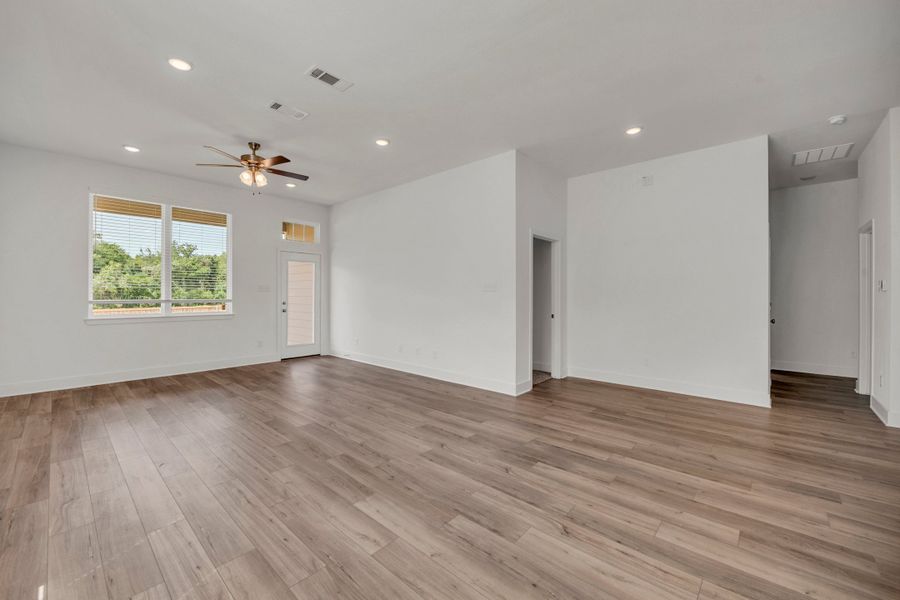 Spacious, unfurnished interior of a new home in Liberty Oaks, Waco (Image 13). Spacious, unfurnished interior of a new home in Liberty Oaks, Waco (Image 13).
