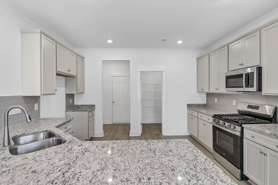 Furnished interior view inside a new home in Ashton Lakes, Lexington (Image 9).