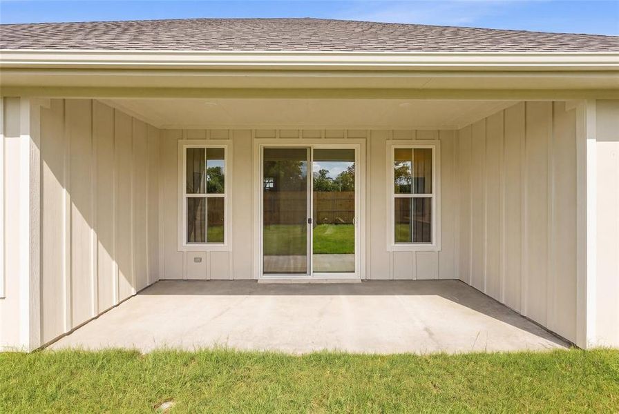 Exterior details and patio area of a home in , Tolar (Image 27).