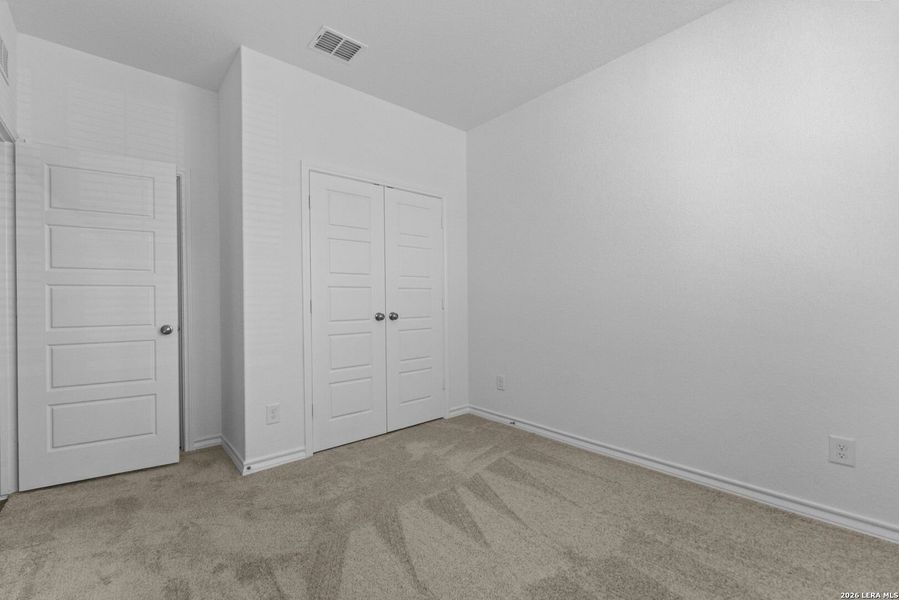 Spacious, unfurnished interior of a new home in Corley Farms, Boerne (Image 21). Spacious, unfurnished interior of a new home in Corley Farms, Boerne (Image 21).