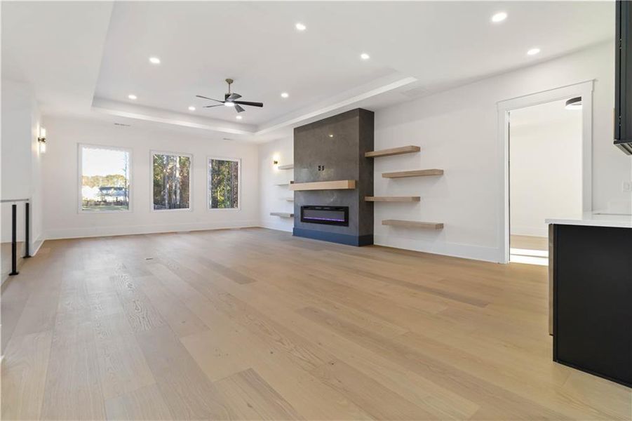 Spacious, unfurnished interior of a new home in , Lawrenceville (Image 35).