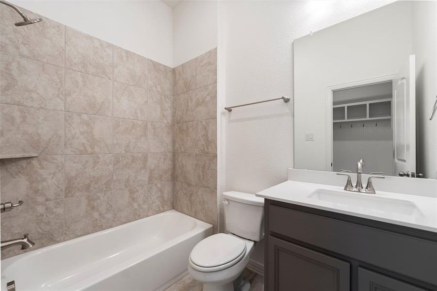 Furnished interior view inside a new home in Oak Grove Addition, Springtown (Image 15).