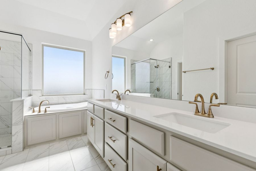 Representative furnished interior of a home built from the Halsted by Centre Living Homes in Lakeway Estates, Waxahachie (Image 10).
