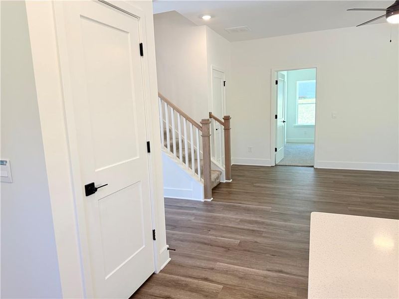 Spacious, unfurnished interior of a new home in Thunder Ridge, Dawsonville (Image 23).