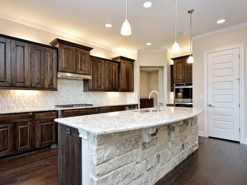 Representative furnished interior of a home built from the Santa Barbara II by Giddens Homes in Scofield Farms Estates, Georgetown (Image 15).