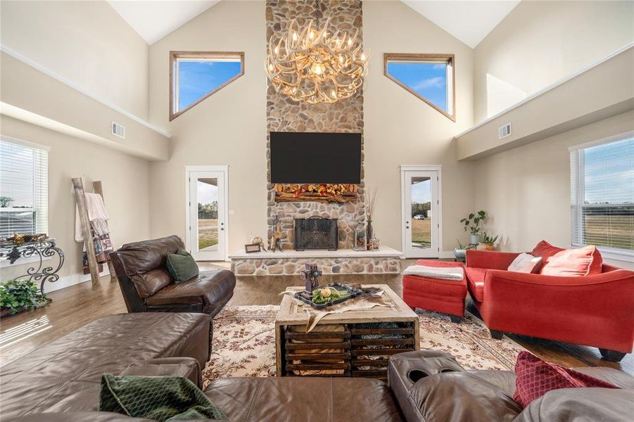 Furnished interior view inside a new home in , Quinlan (Image 5).