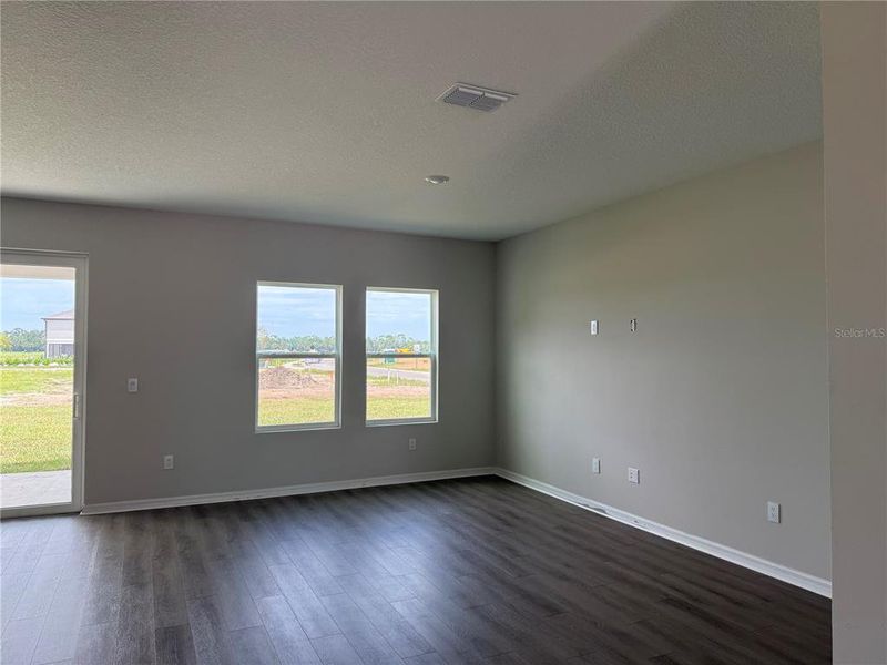 Spacious, unfurnished interior of a new home in Oakfield Trails Traditional, Parrish (Image 20). Spacious, unfurnished interior of a new home in Oakfield Trails Traditional, Parrish (Image 20).